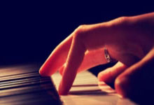 中俄武者在竞技中增进友谊.